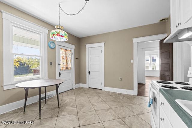 298 E Main St, Taylorsville, KY 40071