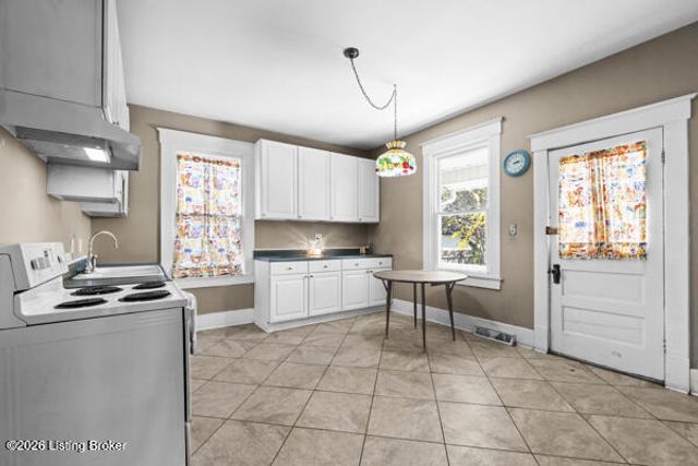 298 E Main St, Taylorsville, KY 40071