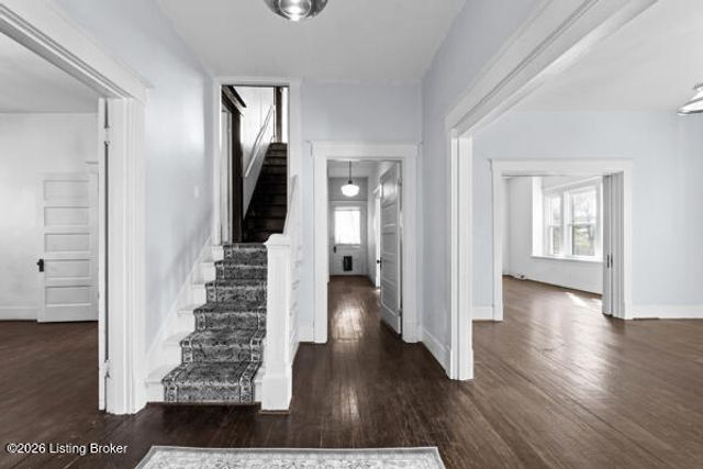 298 E Main St, Taylorsville, KY 40071