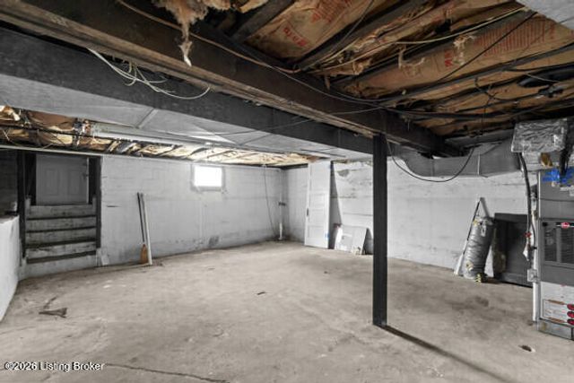 298 E Main St, Taylorsville, KY 40071