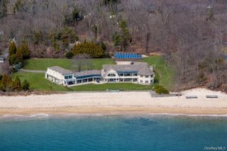 33A Beach Road, Asharoken, NY 11768