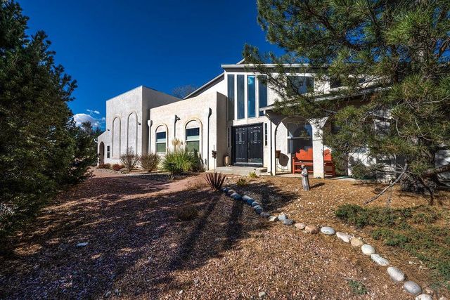 379 E Liberty Point Pl, Pueblo West, CO 81007