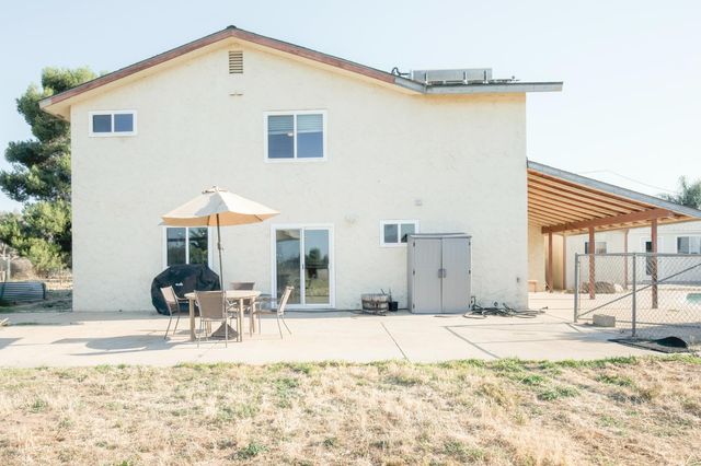 9569 E Olive Avenue, Sanger, CA 93657