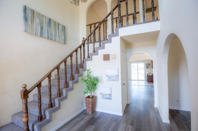 9569 E Olive Avenue, Sanger, CA 93657