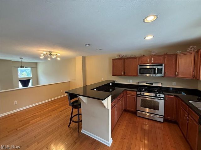 1454 E 105th Street, Cleveland, OH 44106