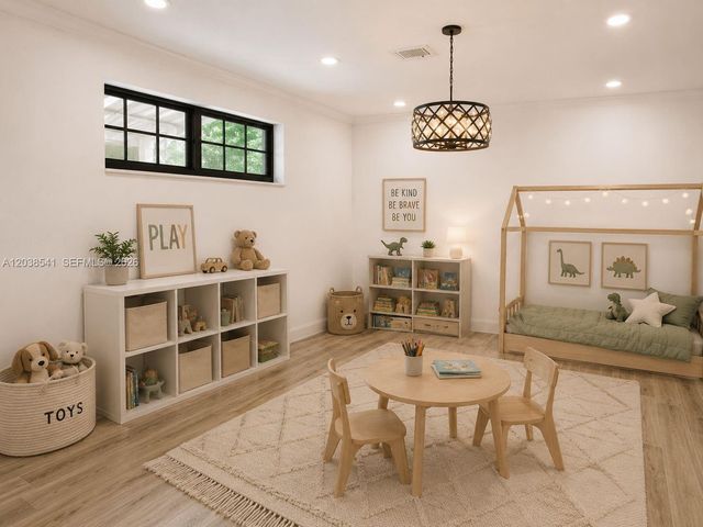 4718 Roosevelt Street, Hollywood, FL 33021