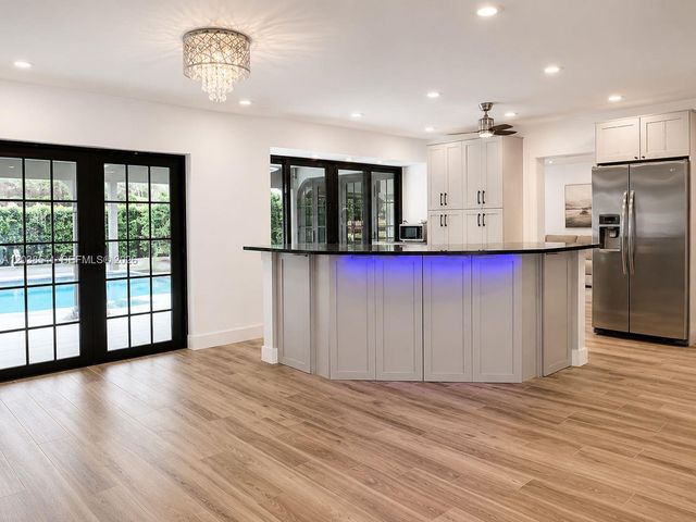 4718 Roosevelt Street, Hollywood, FL 33021