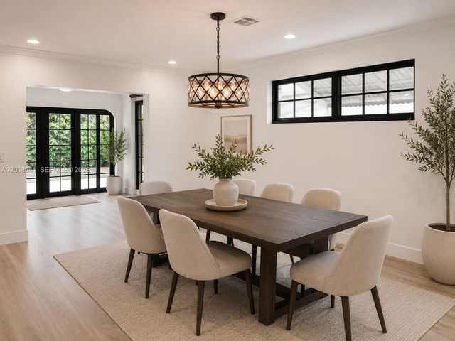 4718 Roosevelt Street, Hollywood, FL 33021