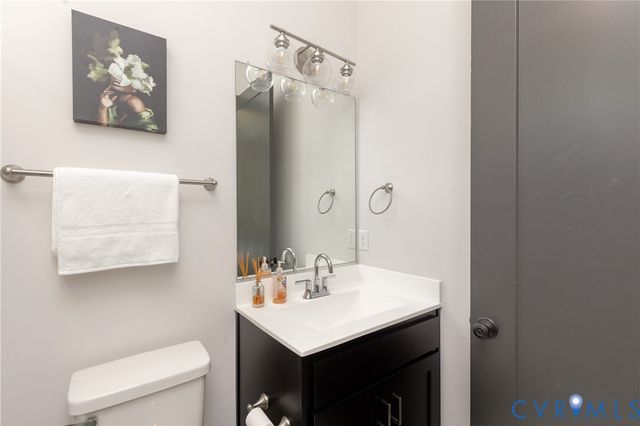 4600 Otter Ct, Moseley, VA 23120