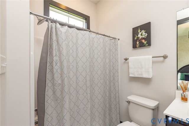 4600 Otter Ct, Moseley, VA 23120