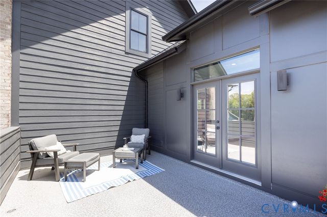 4600 Otter Ct, Moseley, VA 23120