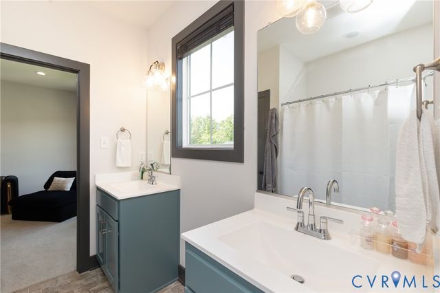 4600 Otter Ct, Moseley, VA 23120