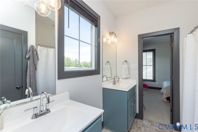 4600 Otter Ct, Moseley, VA 23120