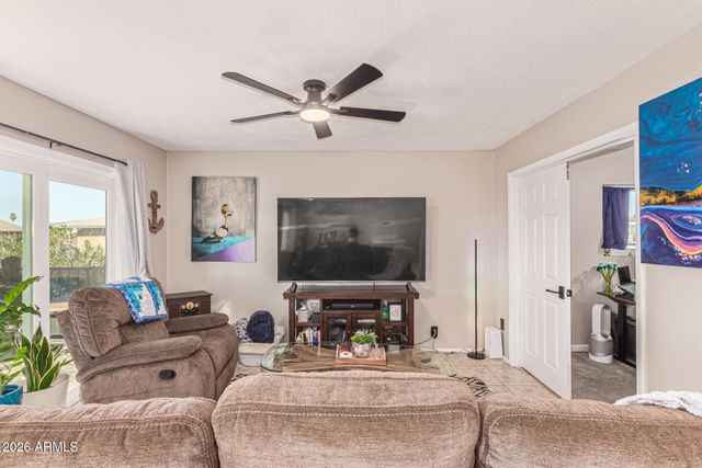 286 W Palomino Drive 104, Chandler, AZ 85225