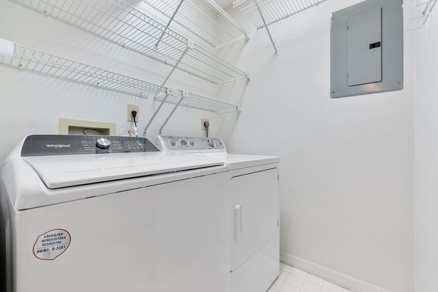 10382 NW 24th Pl 201, Sunrise, FL 33322