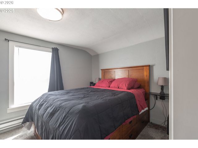 334 23RD Ave, Longview, WA 98632