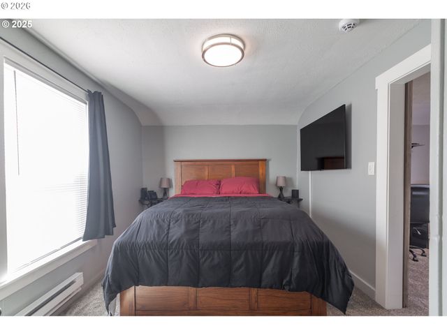 334 23RD Ave, Longview, WA 98632