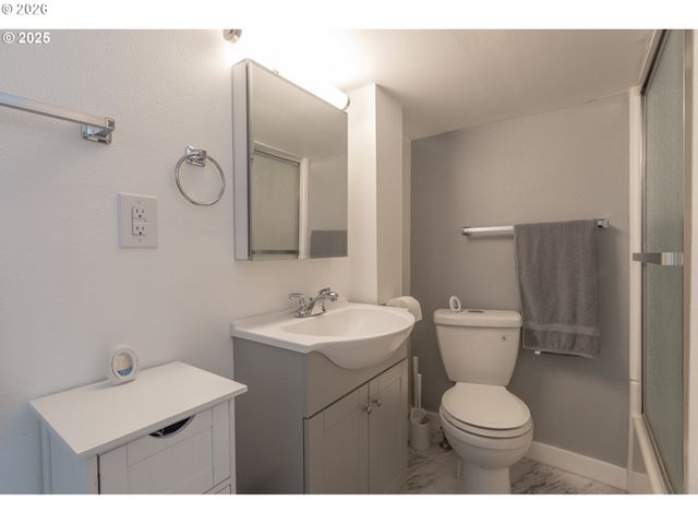 334 23RD Ave, Longview, WA 98632