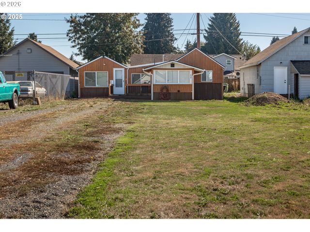 334 23RD Ave, Longview, WA 98632