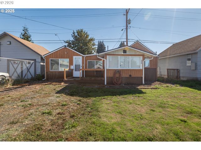 334 23RD Ave, Longview, WA 98632