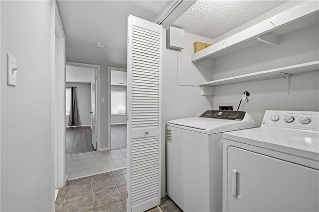 2183 Surrey Court SE, Marietta, GA 30067
