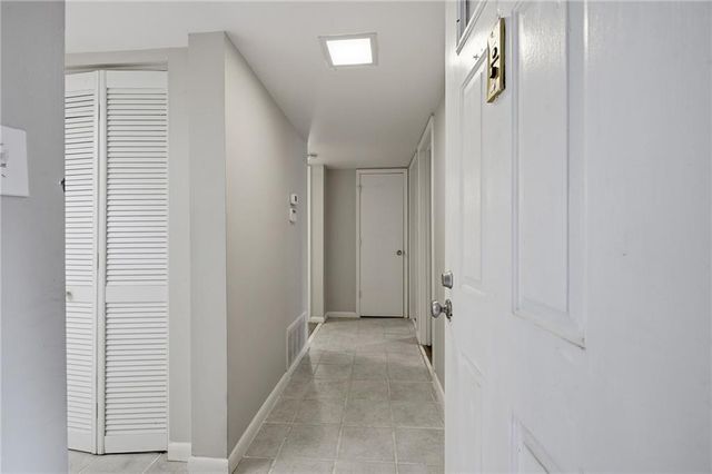 2183 Surrey Court SE, Marietta, GA 30067