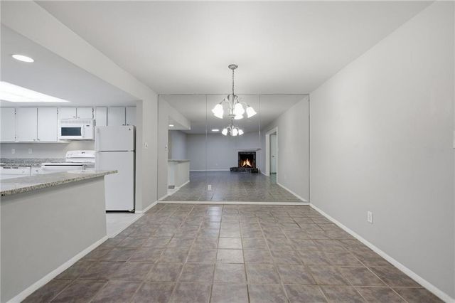 2183 Surrey Court SE, Marietta, GA 30067