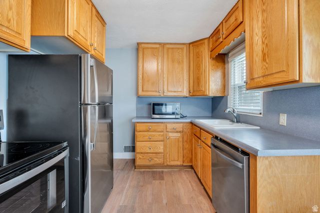 356 E BELVIEW AVE, Murray, UT 84107