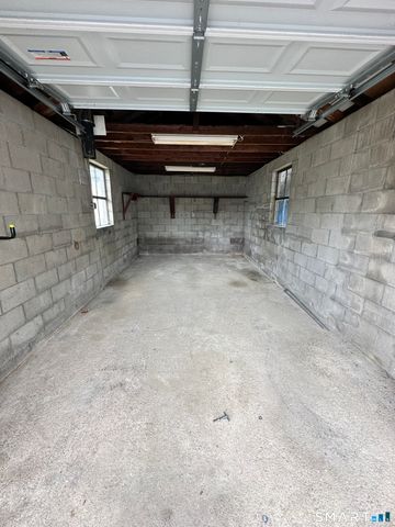 370 High Street 3rd FL, Torrington, CT 06790