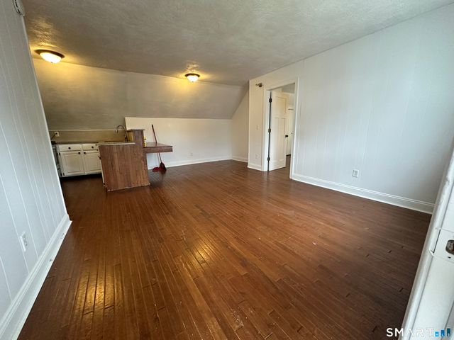 370 High Street 3rd FL, Torrington, CT 06790
