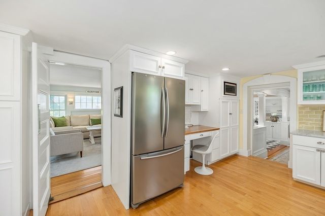 18 Union Street, Manchester, MA 01944