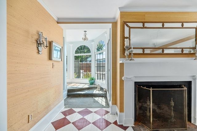 18 Union Street, Manchester, MA 01944