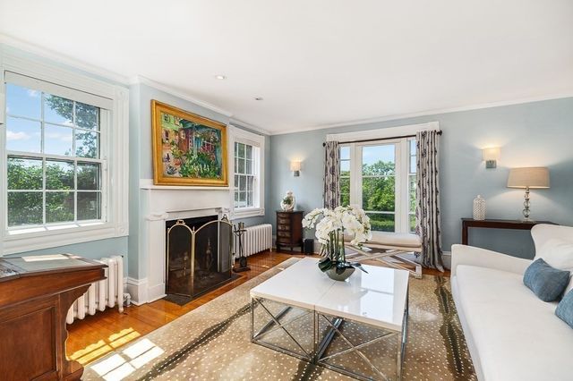 18 Union Street, Manchester, MA 01944