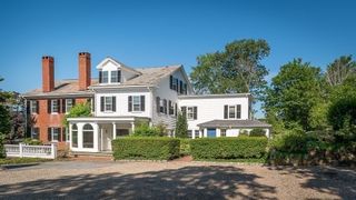 18 Union Street, Manchester, MA 01944