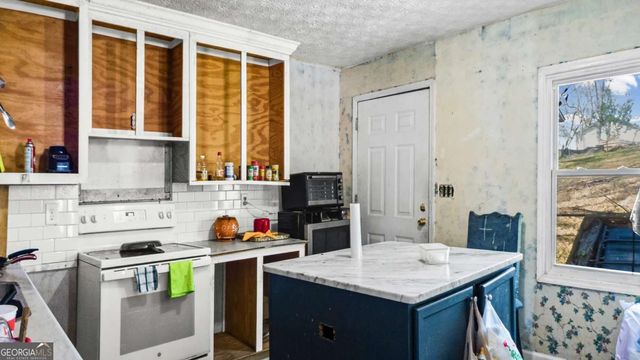 5 Ivy Street, Canton, GA 30114