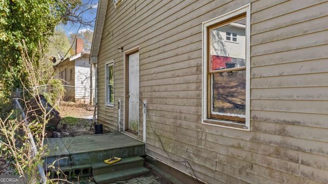 5 Ivy Street, Canton, GA 30114