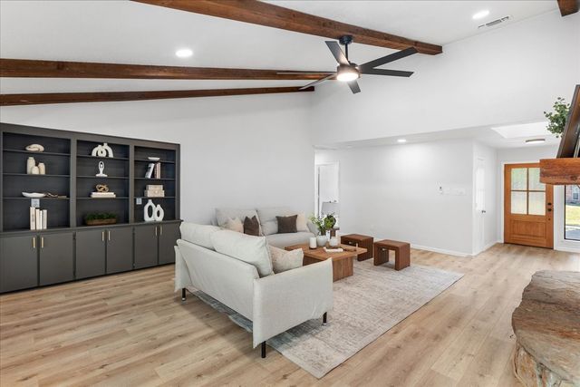 5521 Chimney Rock Road, Fort Worth, TX 76112