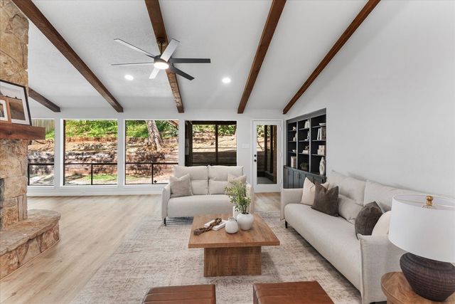 5521 Chimney Rock Road, Fort Worth, TX 76112