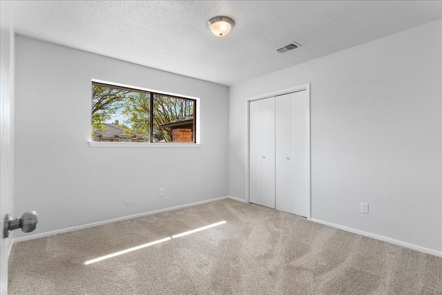 5521 Chimney Rock Road, Fort Worth, TX 76112