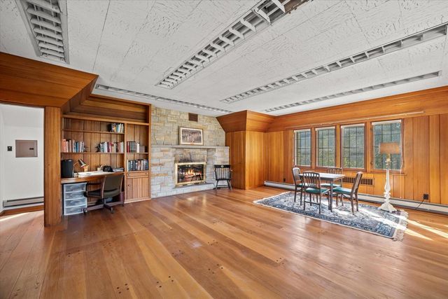 1140 Bywater LANE, Fox Point, WI 53217