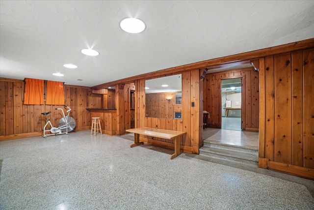 1140 Bywater LANE, Fox Point, WI 53217