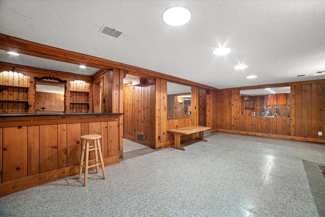1140 Bywater LANE, Fox Point, WI 53217