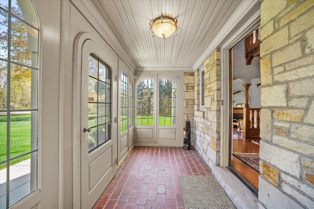 1140 Bywater LANE, Fox Point, WI 53217