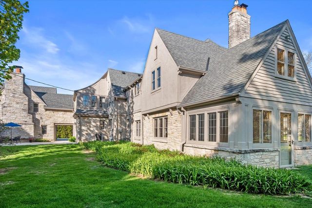 1140 Bywater LANE, Fox Point, WI 53217