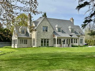 1140 Bywater LANE, Fox Point, WI 53217