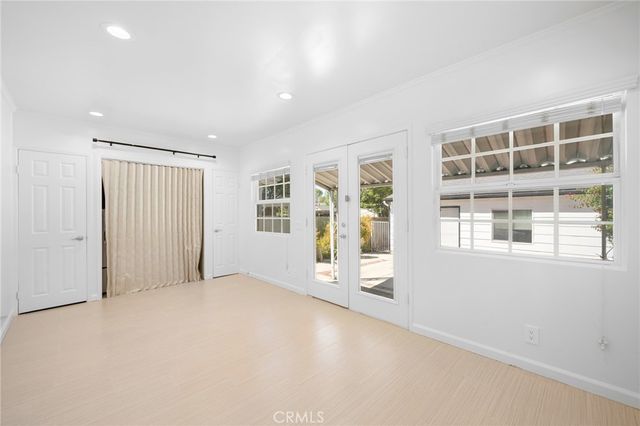 17429 Burbank Boulevard, Encino, CA 91316