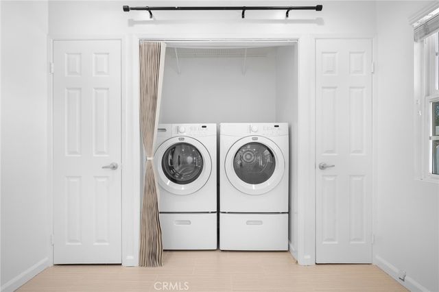 17429 Burbank Boulevard, Encino, CA 91316