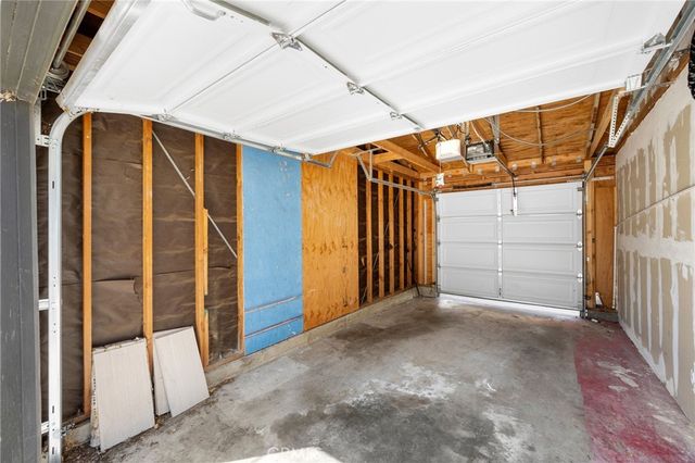 17429 Burbank Boulevard, Encino, CA 91316