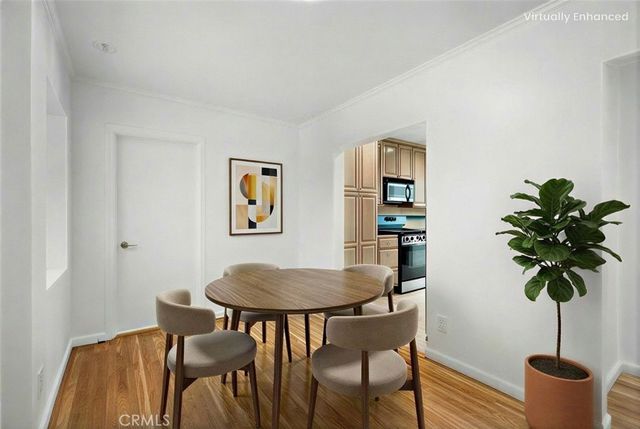 17429 Burbank Boulevard, Encino, CA 91316