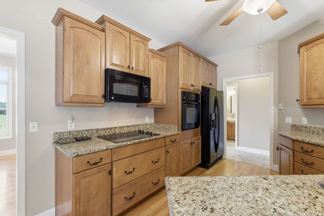 2453 Big Springs Rd, Lebanon, TN 37087